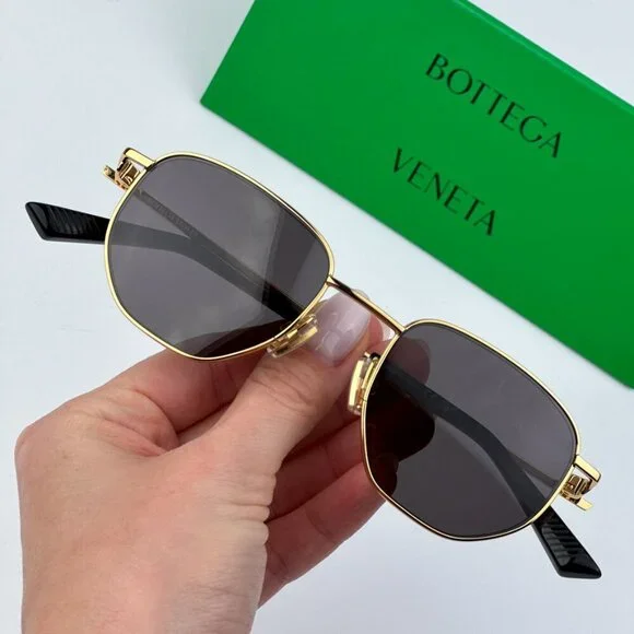 Bottega Veneta BV1301S 001 BRAND NEW Sunglasses Gold Grey Split Panthos Unisex Bottega Veneta Men Sunglasses Gold Grey Split Panthos  main image 3